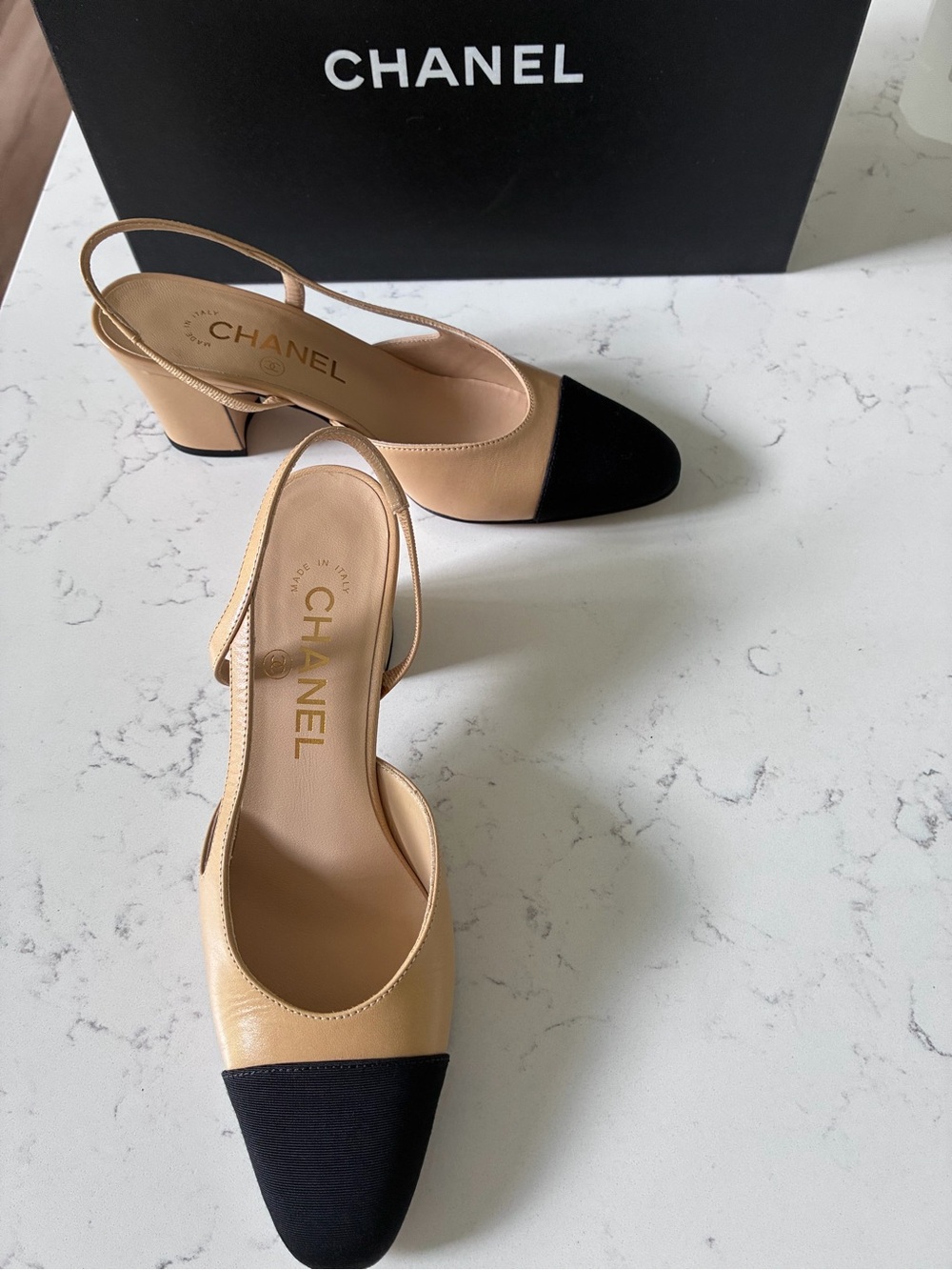 💯 Authentic Chanel Slingbacks - Picture 2 of 7